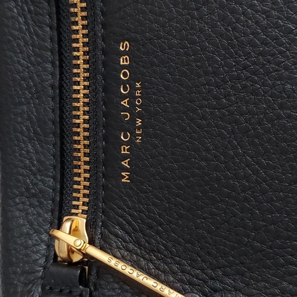 Marc Jacob's Recruit Crossbody black leather clutch purse / shoulder bag - Picture 4 of 9